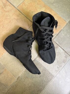 Black Canvas Lace-Up Jazz/Practice Boots